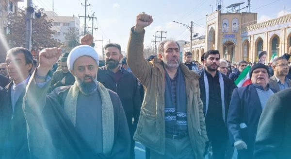 حضور پرشور اساتید، کارکنان و دانشجویان دانشگاه فرهنگیان کرمانشاه در مراسم تشییع و تدفین شهدای فتنه آمریکایی - صهیونیستی 2