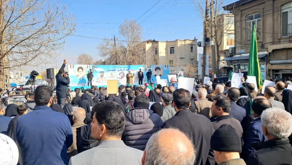 حضور پرشور اساتید، کارکنان و دانشجویان دانشگاه در مراسم تشییع و تدفین شهدای فتنه آمریکایی - صهیونیستی 2