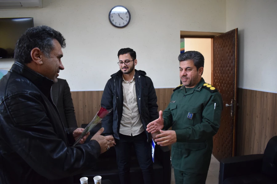 تجلیل از پاسداران سپاه نبی اکرم(ص) استان کرمانشاه به مناسبت ولادت امام حسین (ع)  7