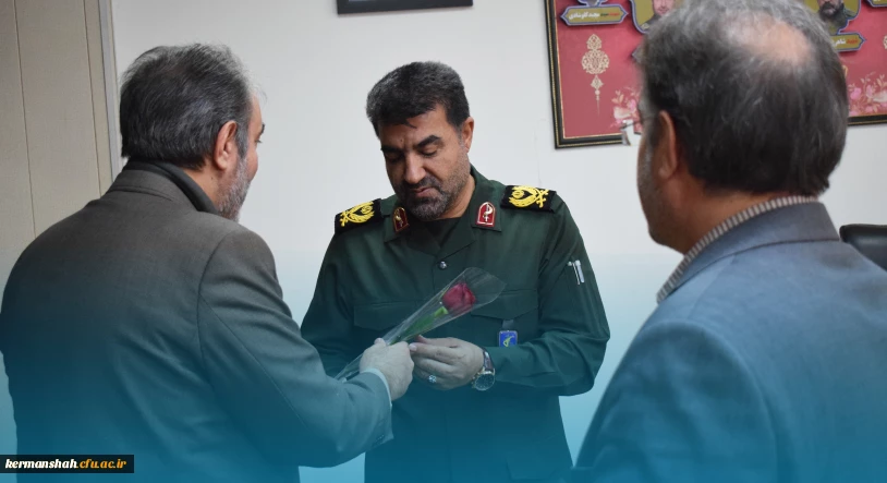 تجلیل از پاسداران سپاه نبی اکرم(ص) استان کرمانشاه به مناسبت ولادت امام حسین (ع) و روز پاسدار