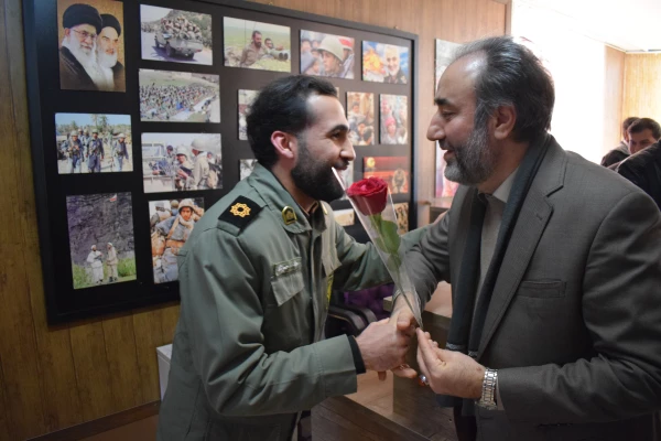 تجلیل از پاسداران سپاه نبی اکرم(ص) استان کرمانشاه به مناسبت ولادت امام حسین (ع)  3