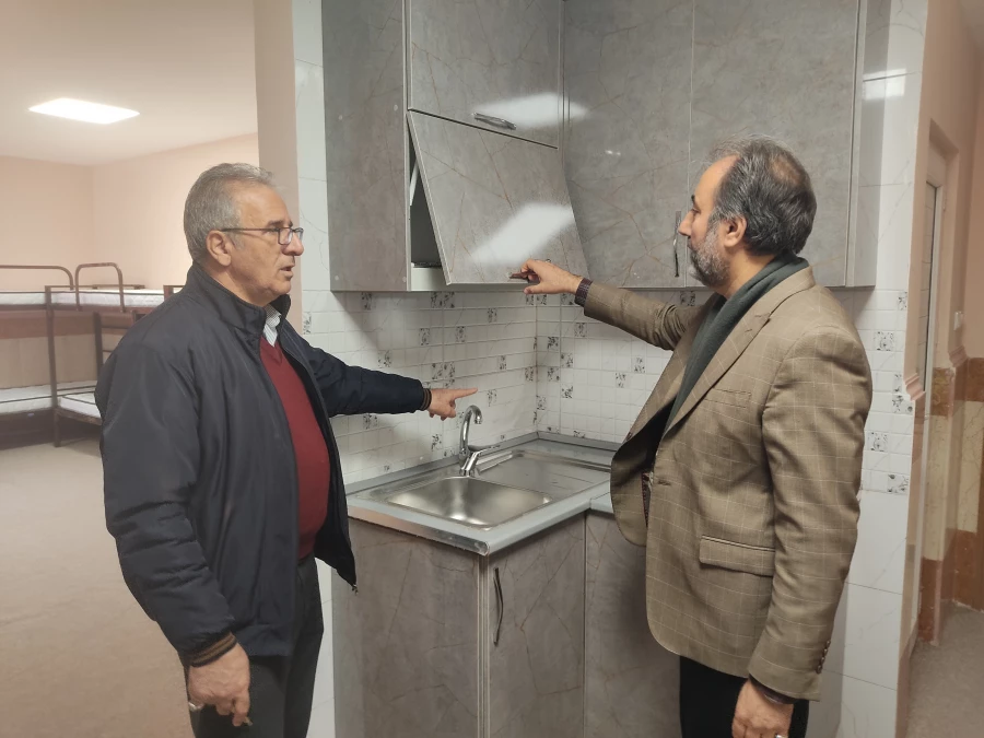بازدید ریاست دانشگاه از پروژه خوابگاه 360 نفره معصومیه پردیس شهید صدوقی 3