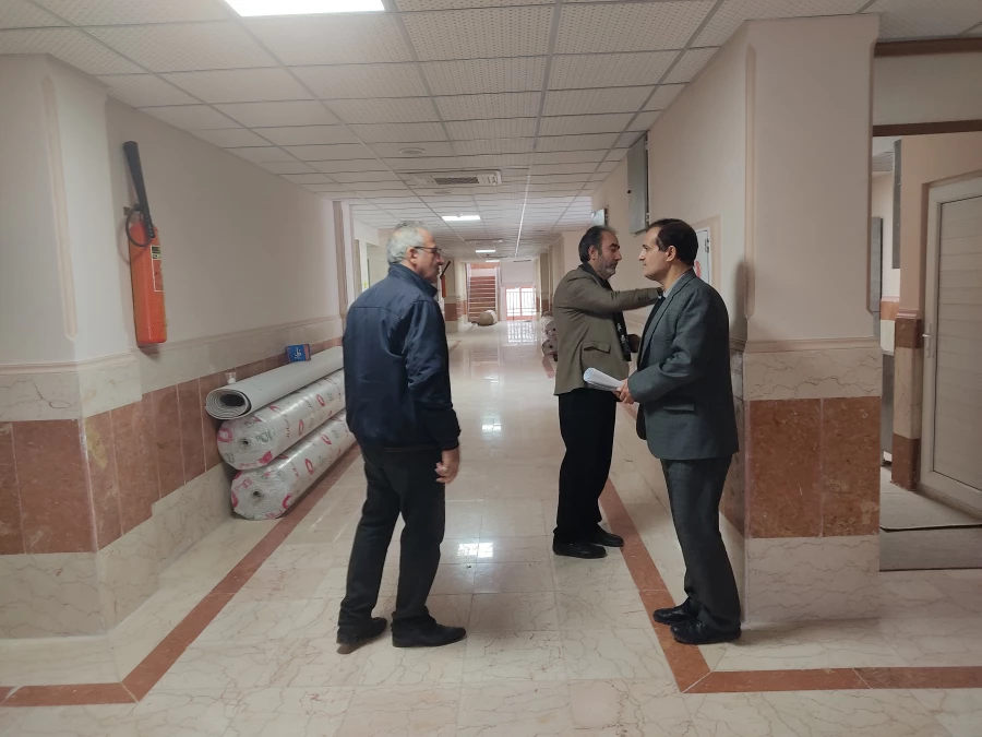 بازدید ریاست دانشگاه از پروژه خوابگاه 360 نفره معصومیه پردیس شهید صدوقی 6