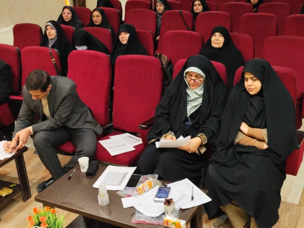 برگزاری آیین اختتامیه جشنواره «بیان نو» طرح تحول دروس معارف استان کرمانشاه 9