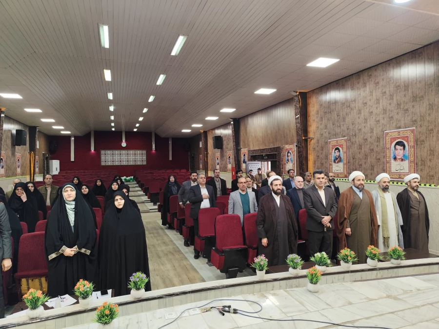 برگزاری آیین اختتامیه جشنواره «بیان نو» طرح تحول دروس معارف استان کرمانشاه 18