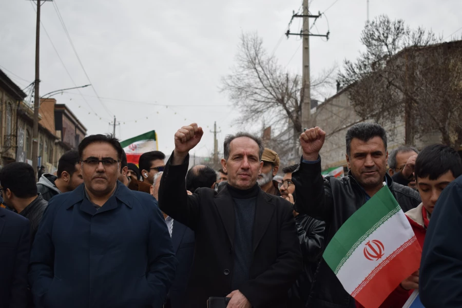 حضور پرشور جامعه دانشگاهی دانشگاه فرهنگیان کرمانشاه در راهپیمایی 22 بهمن 9