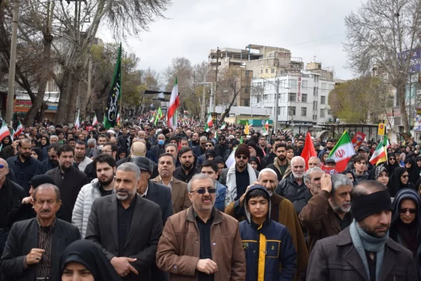 حضور باشکوه جامعهٔ دانشگاهی دانشگاه فرهنگیان کرمانشاه در راهپیمایی روز جهانی قدس 4