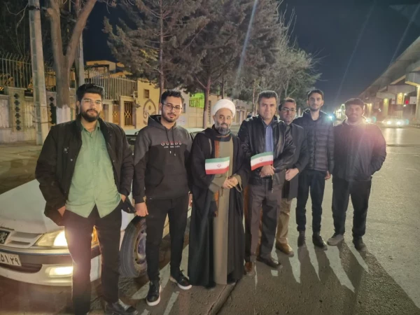 بازدید ریاست دانشگاه از موکب خدماتی و ایستگاه صلواتی دانشگاه فرهنگیان استان کرمانشاه 20