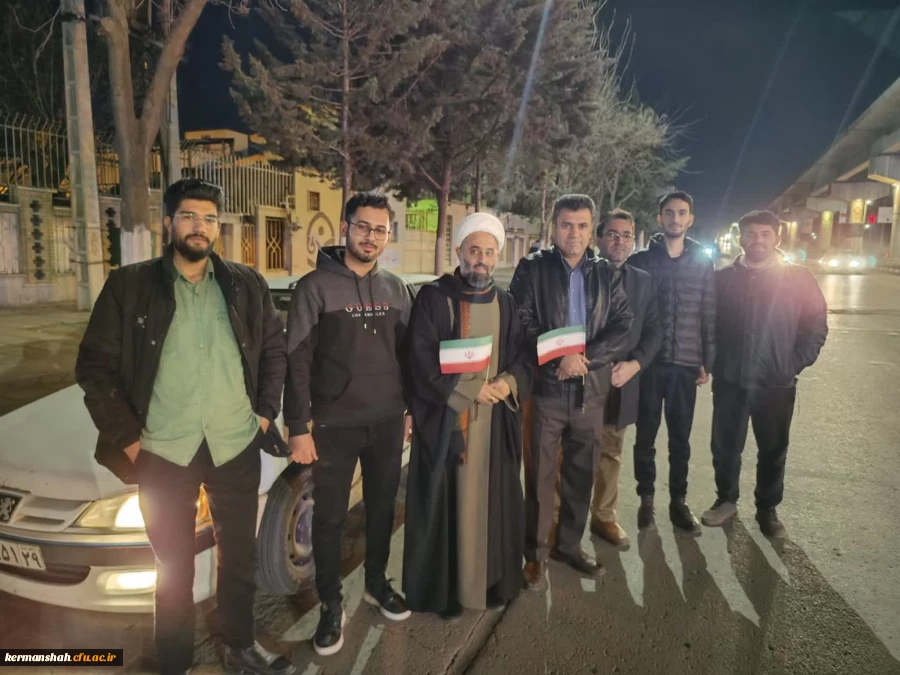 بازدید ریاست دانشگاه از موکب خدماتی و ایستگاه صلواتی دانشگاه فرهنگیان استان کرمانشاه 20