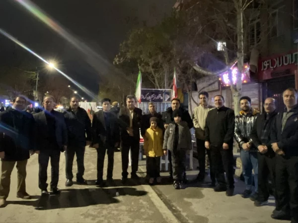 بازدید ریاست دانشگاه از موکب خدماتی و ایستگاه صلواتی دانشگاه فرهنگیان استان کرمانشاه 2