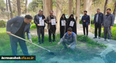 کاشت نهال توسط ریاست و اعضای هیات رئیسه دانشگاه به یاد شهدای دانش آموز استان در جنگ رمضان