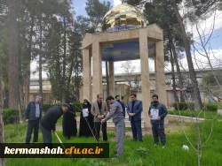 کاشت نهال توسط ریاست و اعضای هیات رئیسه دانشگاه به یاد شهدای دانش آموز استان در جنگ رمضان 4