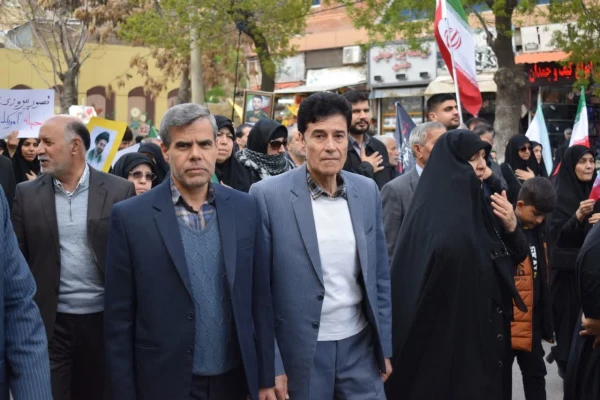 حضور باشکوه جامعهٔ دانشگاهی دانشگاه فرهنگیان کرمانشاه در مراسم اربعین شهادت امام و رهبر شهید انقلاب اسلامی
 7