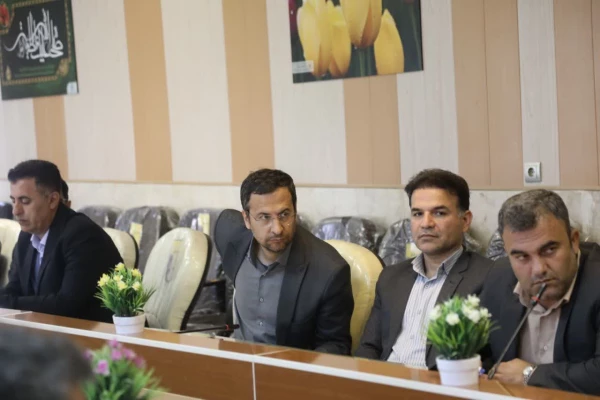 نشست صمیمی ریاست دانشگاه با اعضای هیات علمی 9