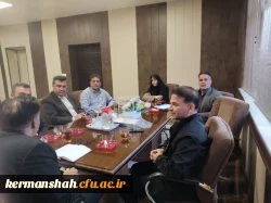 عنوان: تشریح راهکارهای توسعه همکاری های علمی در دیدار مدیران گروه با ریاست دانشگاه

 2