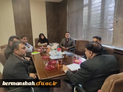 عنوان: تشریح راهکارهای توسعه همکاری های علمی در دیدار مدیران گروه با ریاست دانشگاه

 3