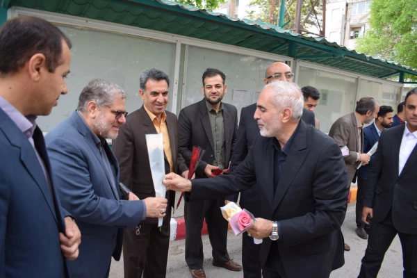 تجلیل استاندار کرمانشاه از اساتید و دانشجو-معلمان در دانشگاه فرهنگیان 6