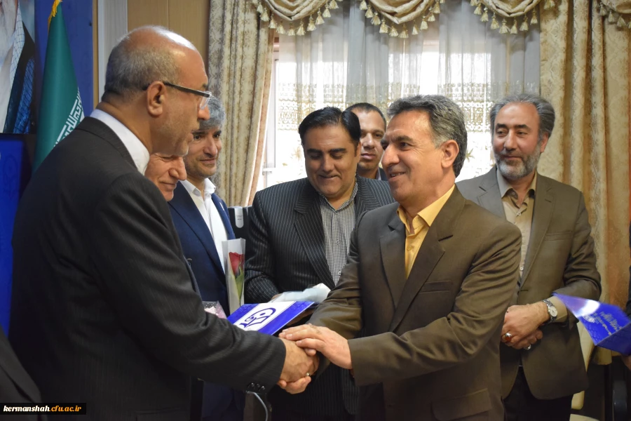 تجلیل استاندار کرمانشاه از اساتید و دانشجو-معلمان در دانشگاه فرهنگیان 11
