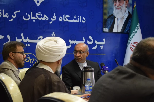برگزاری هشتمین جلسه هیأت امنای استانی دانشگاه فرهنگیان استان کرمانشاه 10