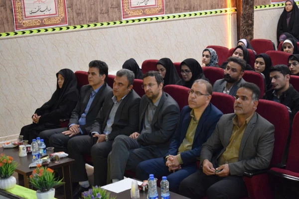 برگزاری مراسم گرامیداشت هفته معلم و استاد در دانشگاه فرهنگیان کرمانشاه 6