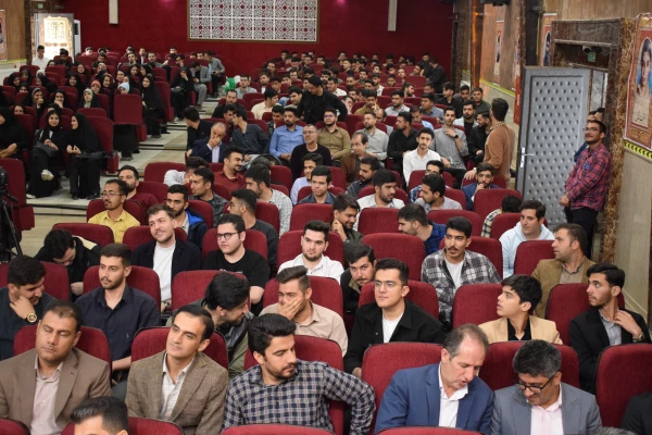 برگزاری مراسم گرامیداشت هفته معلم و استاد در دانشگاه فرهنگیان کرمانشاه 22