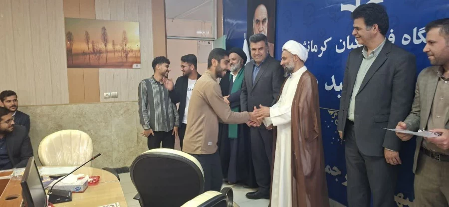  تقدیر از دبیران برتر کانون های فرهنگی و انجمن های علمی و فعالان فرهنگی دانشکده علوم تربیتی 7