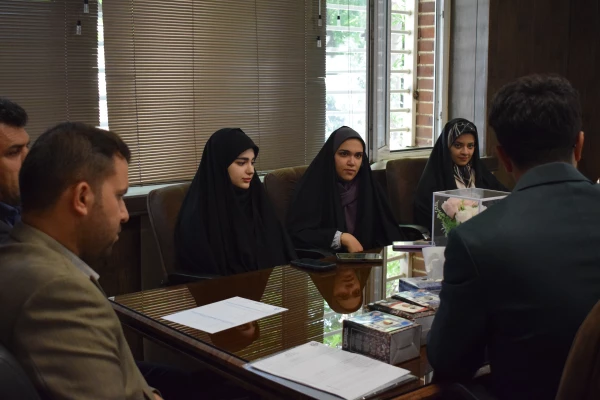 تجلیل از دانشجو معلمان یاوران رسانه دانشگاه فرهنگیان کرمانشاه  4