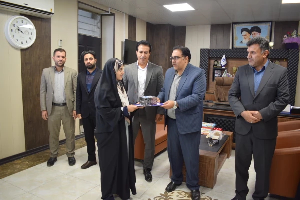 تجلیل از دانشجو معلمان یاوران رسانه دانشگاه فرهنگیان کرمانشاه  8