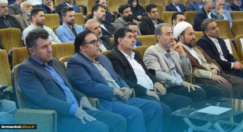 حضور گسترده جامعه دانشگاهی دانشگاه فرهنگیان استان کرمانشاه در مراسم دومین سالگرد شهدای دولت